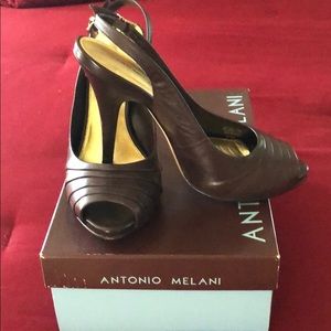 Size 9M Antonio Melani Brown slingback heels- Used